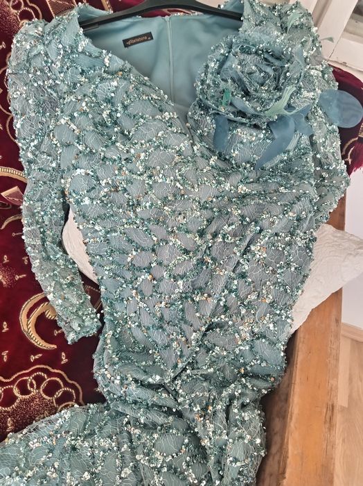 rochie dama pentru petrecere