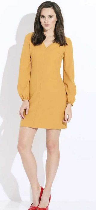 Продам платья разные