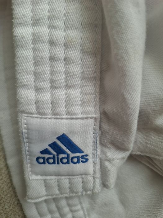 Продам кимоно для каратэ