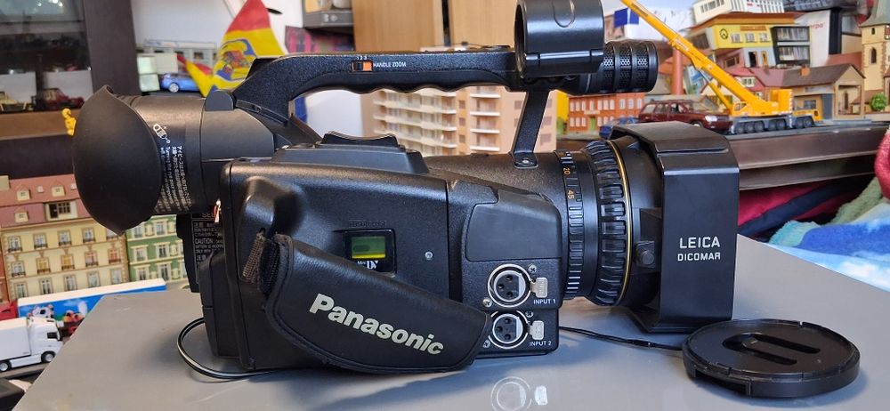 Camera video Panasonic AG-DVX100B