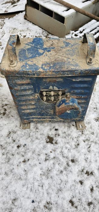 Продаётся трансформатор.