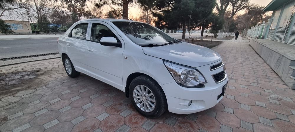 Chevrolet Cobalt Сотилади йили 2020