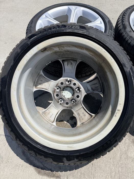 Jante BMW X1 E84 225 45 R18 iarna Pirelli