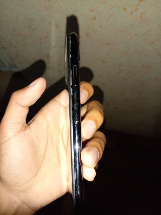 Iphone x holati rasmda