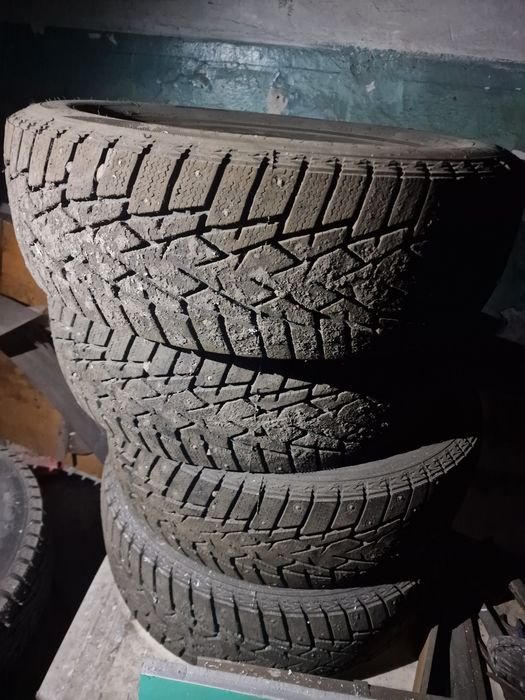 Шины зимние 225/65 R17