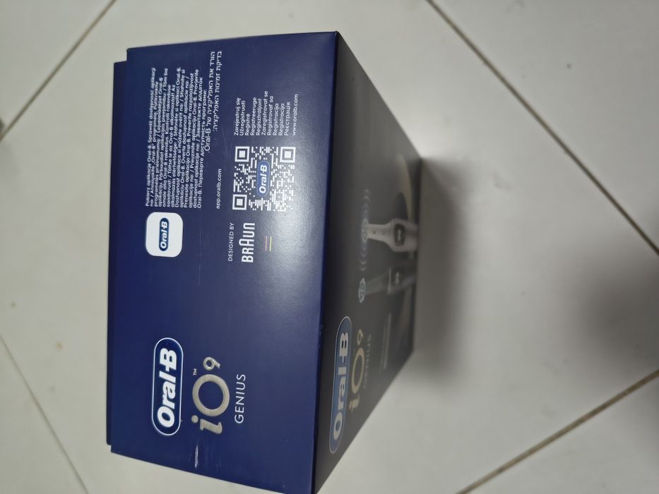 Oral-B iO9 Duo Sigilate cu Garanție 2 ani - 2 buc la set Negru si Rose quartz