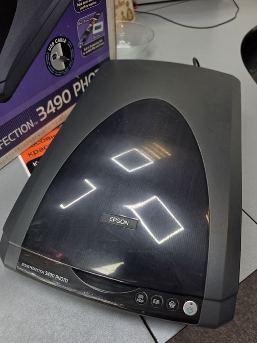 Принтер Laser Jet 1012 и фотоскенер Epson Perfection 3490 photo