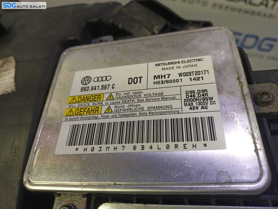 Far Dreapta Bi Xenon cu Daylight Fara Droser Audi A5 8T 2008 - 2011 Cod 8T0941004AP 89317901 [L1760]