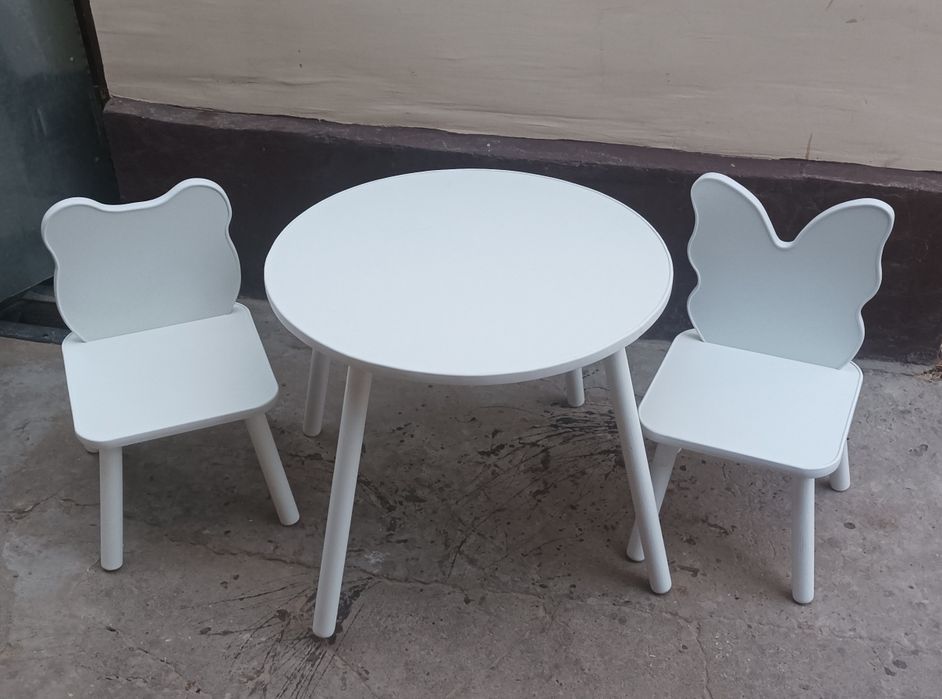 Скидки на детские столы и стулья стеллажи