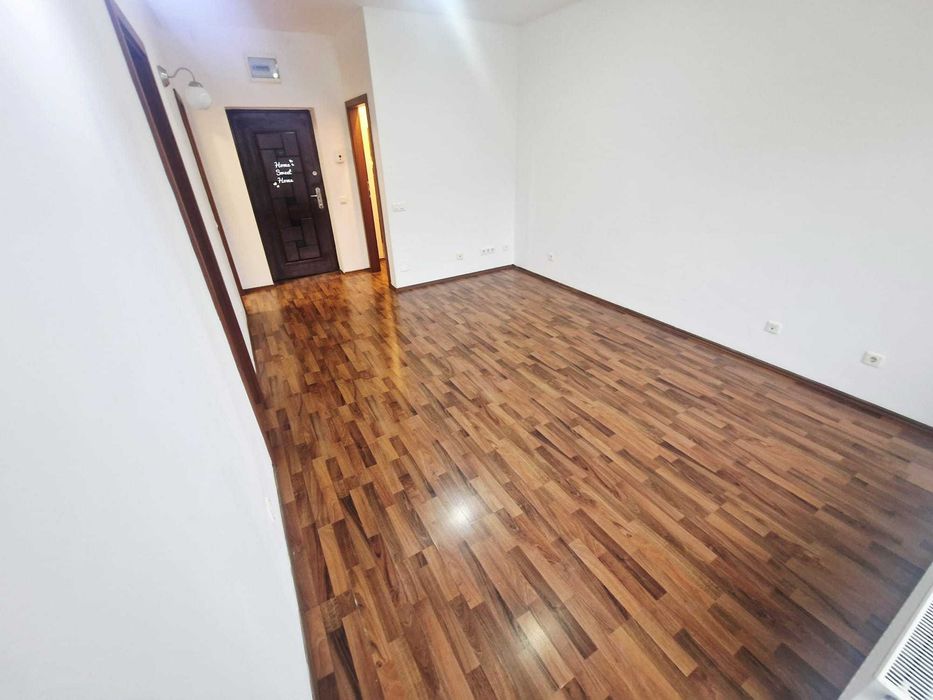 Garsoniera, suprafata 33mp, balcon - Auchan Titan - Rasarit de soare