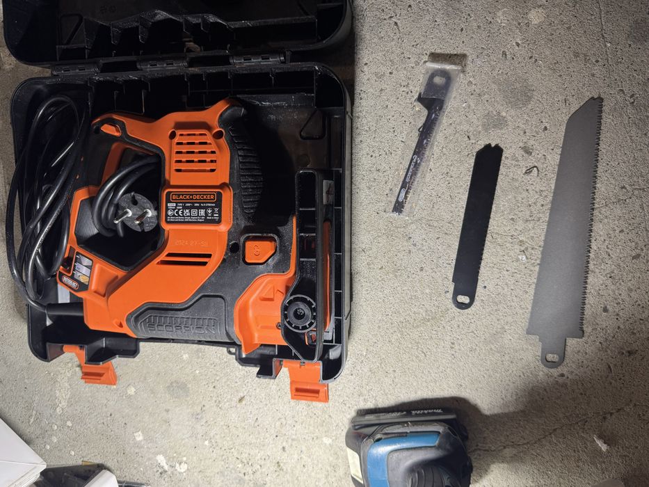 Fierastrau sabie black & decker
