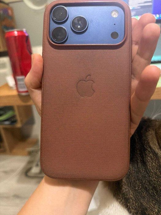 iPhone 17 Pro Max 256 GB Deep Blue — АКБ 97%, nano‑SIM
