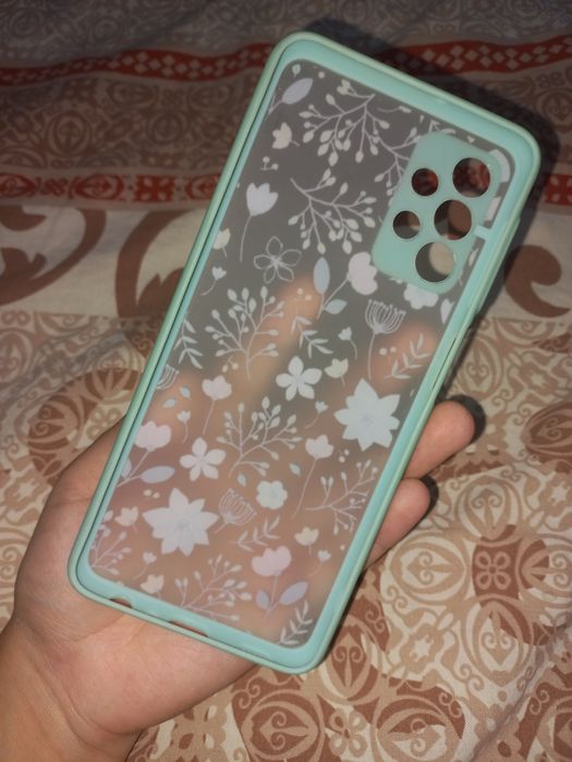 Абсолютно новый чехол на Самсунг А32