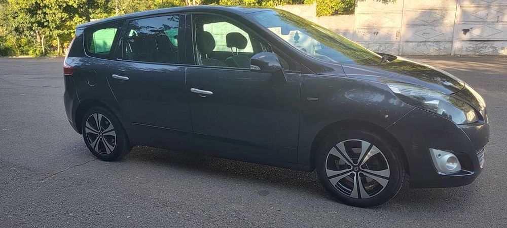 Grand Scenic 2012, motor 1.6 dci, 131cp, proprietar, masina impecabila