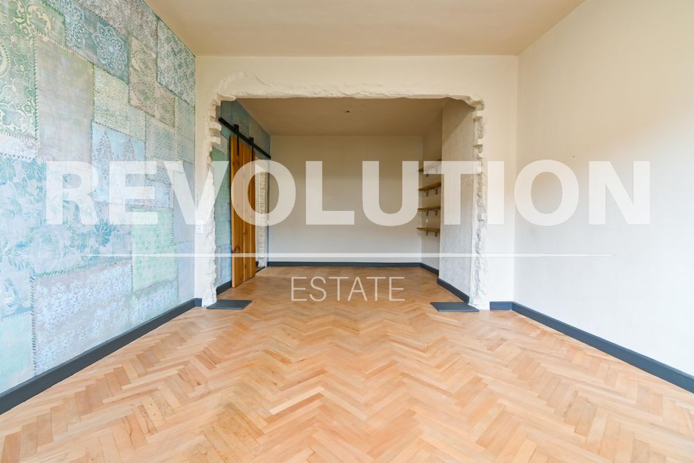 Дава се под наем Двустаен апартамент в София, Център - 86 кв.м за 950 € - Снимка #3