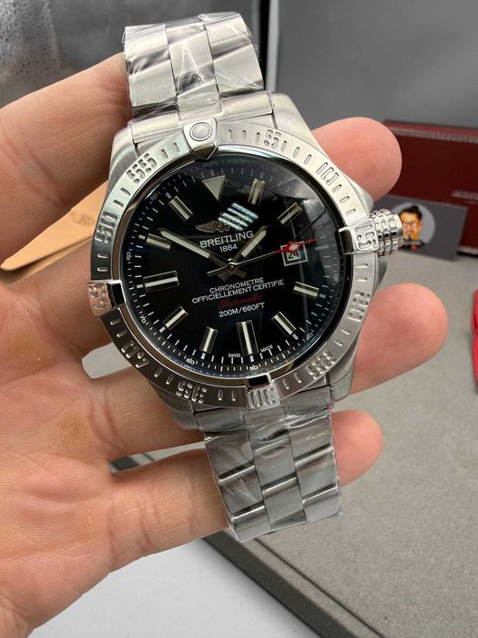 breitling avenger si