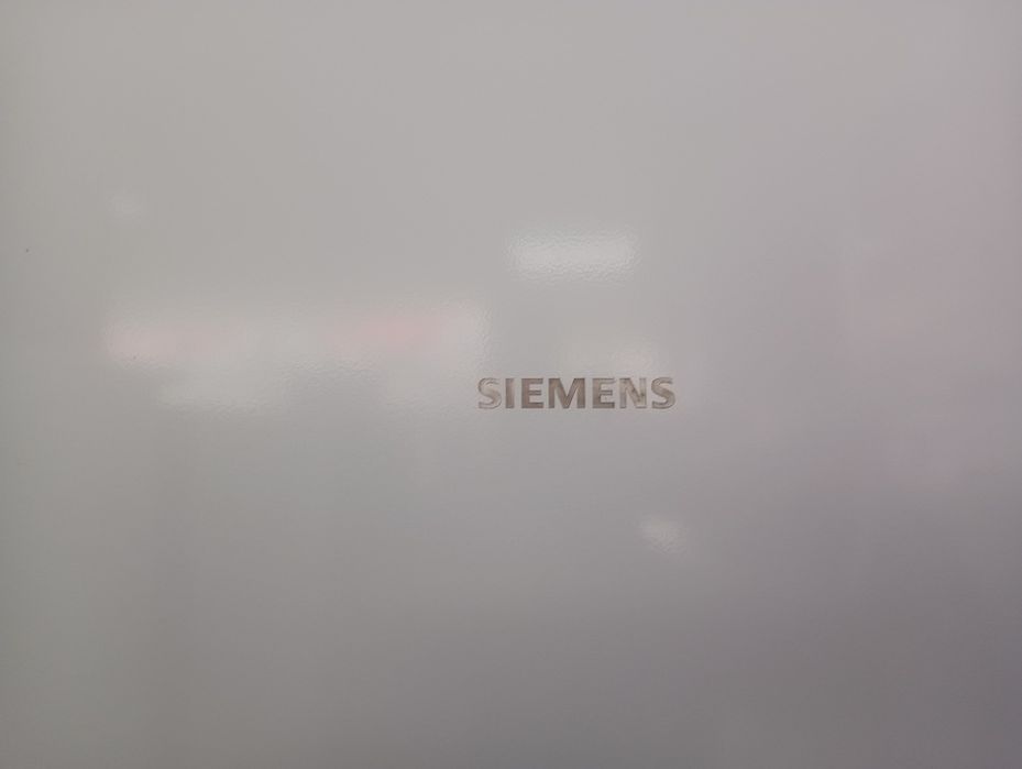 Комбиниран хладилник с фризер Сименс Siemens с 2 години гаранция!