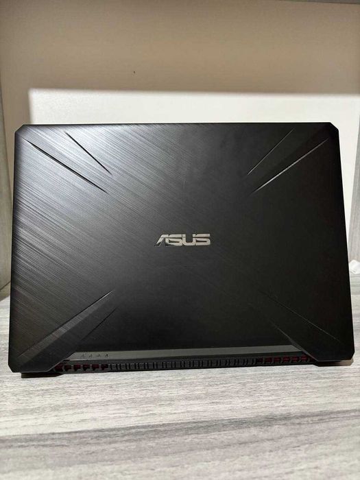 ASUS tuf gaming FX505D
