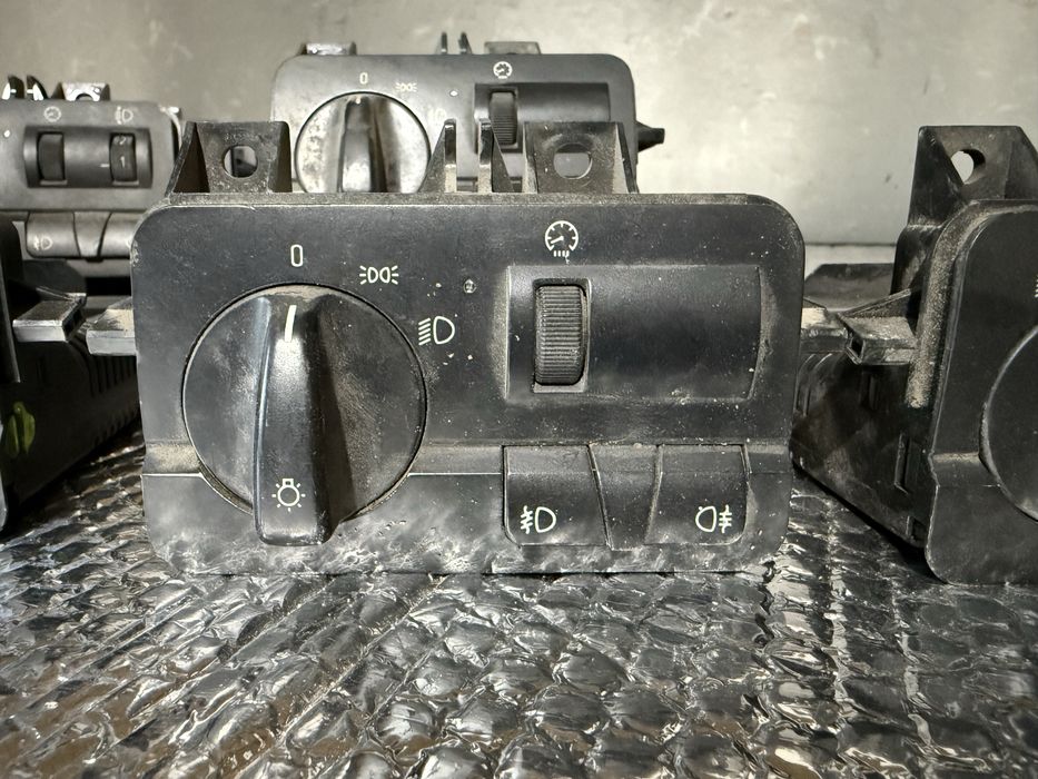 Ключове за светлините за BMW E46