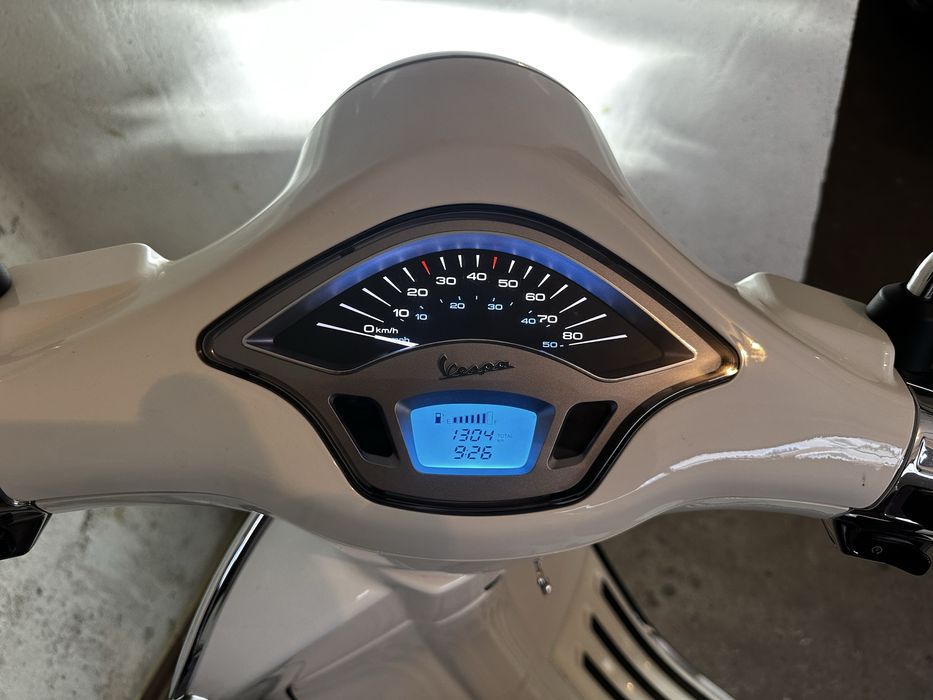 Vespa Primavera 50 4T 3V , 1300km