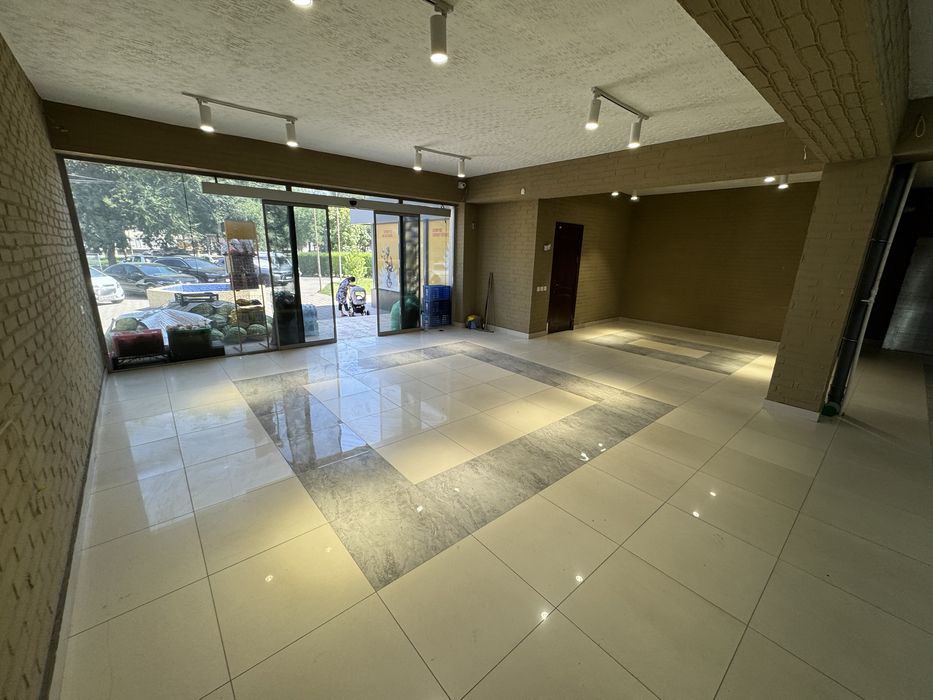 Аренда, нотурар 1- этаж 200-300 кв Дустлик метро