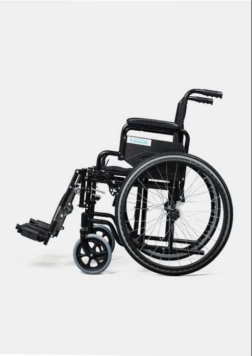 Инвалидная коляска высокого класса с ручным приводом модель YK8001