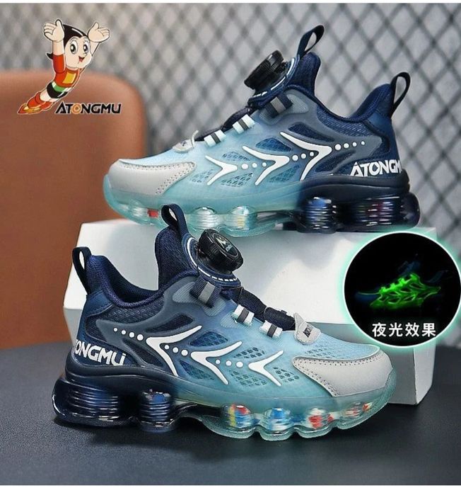 Детские кроссовки