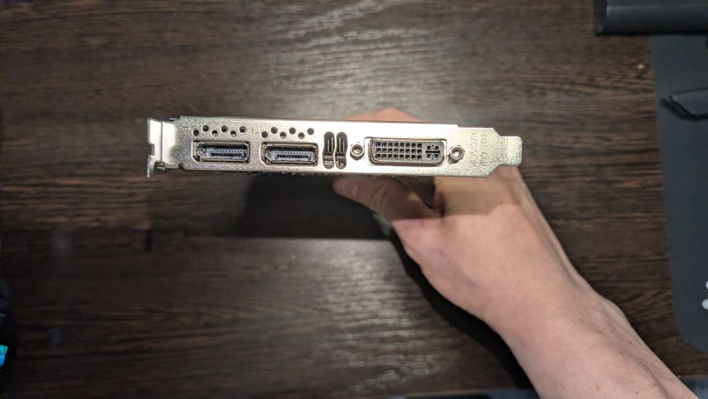 Nvidia quadro k4200 в отличном состоянии