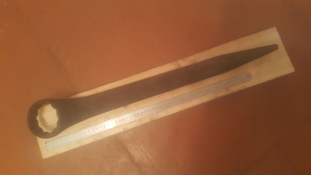 Ключ ударный на 65