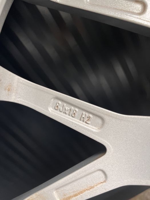 18" Джанти Aluett 5x112 ET30