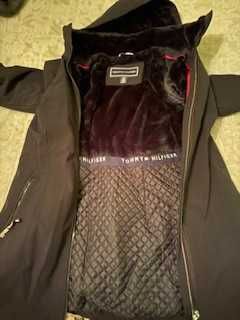 Зимно яке tommy hilfiger черно