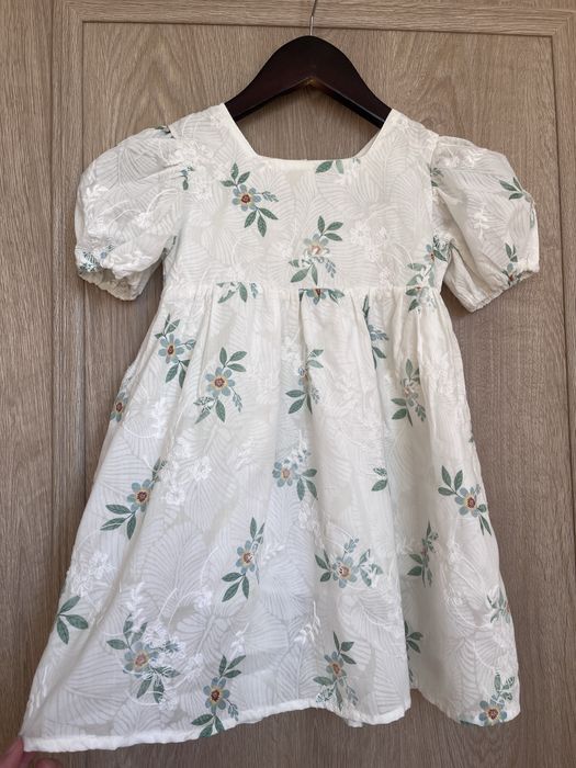 Продам легкие платья