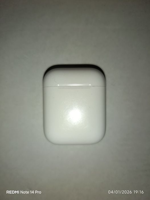 Apple orginal AirPods 2