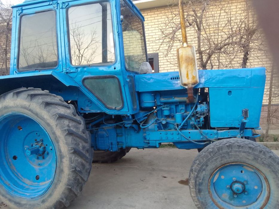 Traktir sotiladi ishga tayor kaltga yuradi pul srochni