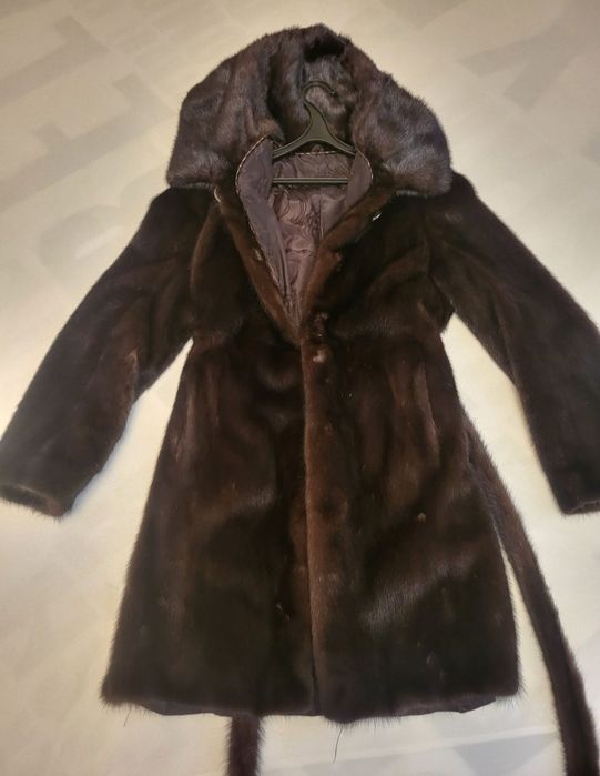 Продам норковую шубу