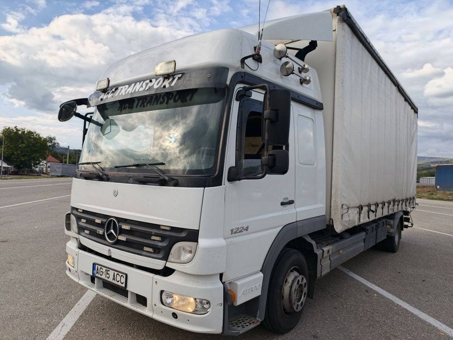 Vând sau schimb Mercedes Atego 1224 de 12 tone an 2010