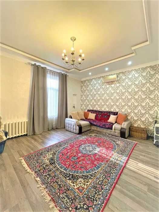 Тараса шевченко СДАМ 3 комнат Айбек метро чехова госпитальный аренда