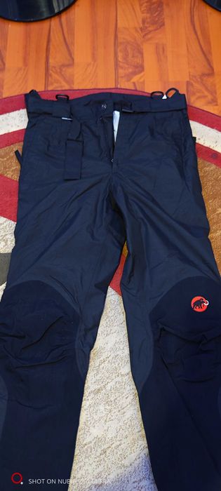 Vând pantaloni de iarnă mammut M