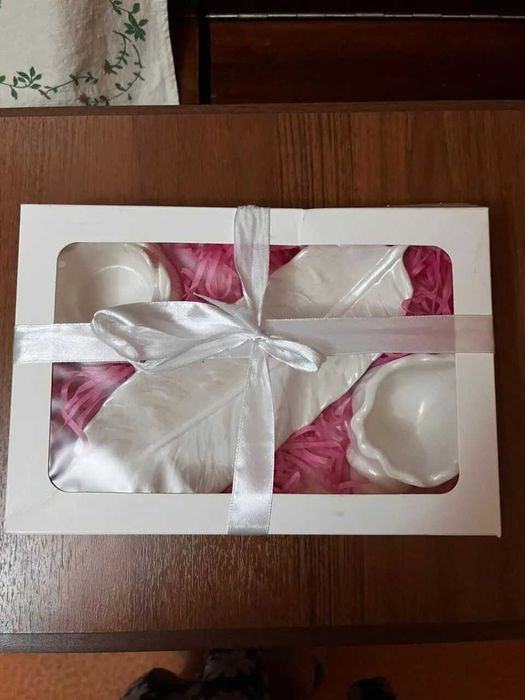 Декоративный набор посуды из гипса для благовоний и аромамасел.