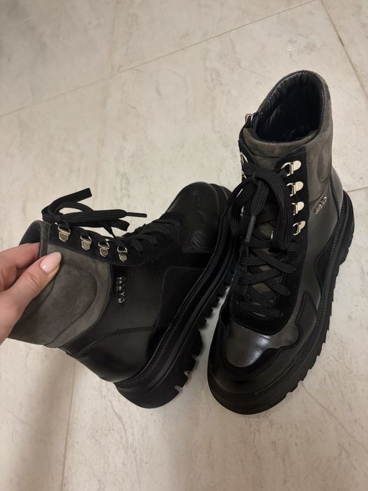 Daris кожени боти