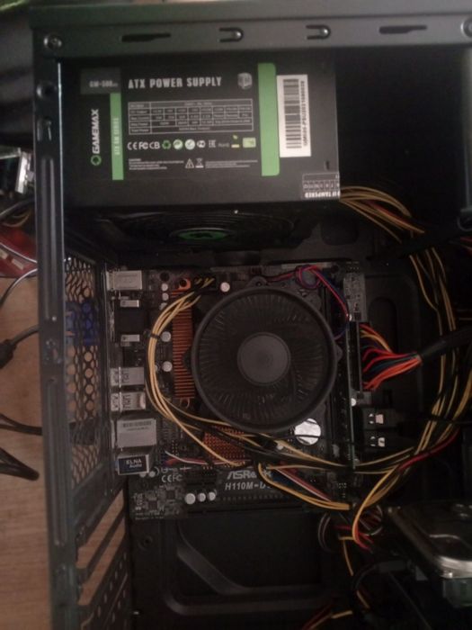 ASRock H110M-DVS i5-6500 ОЗУ 8g SSD 240g HDD 500g блок GAMEMAX 500w 80