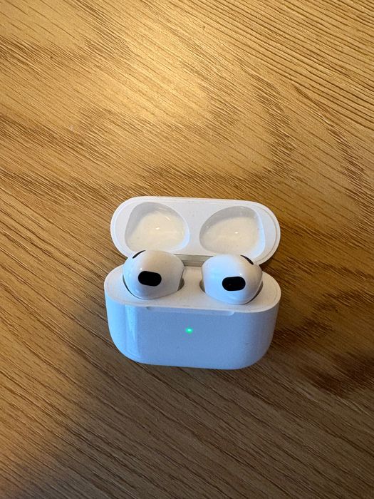 Apple AirPods Pro – оригинални (1-во поколение)