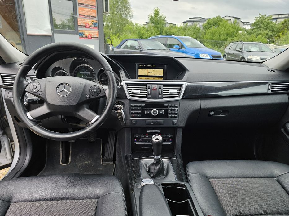 Mercedes E220 Euro5 Fabricație 2011