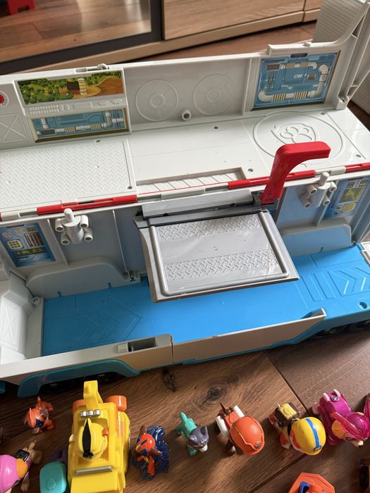 Paw patrol играчки