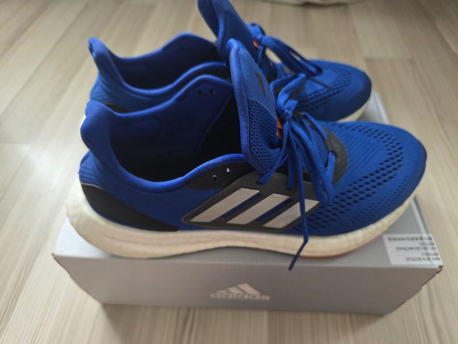 Adidas Pureboost 22 Originali – 43 1/3 – Stare excelentă