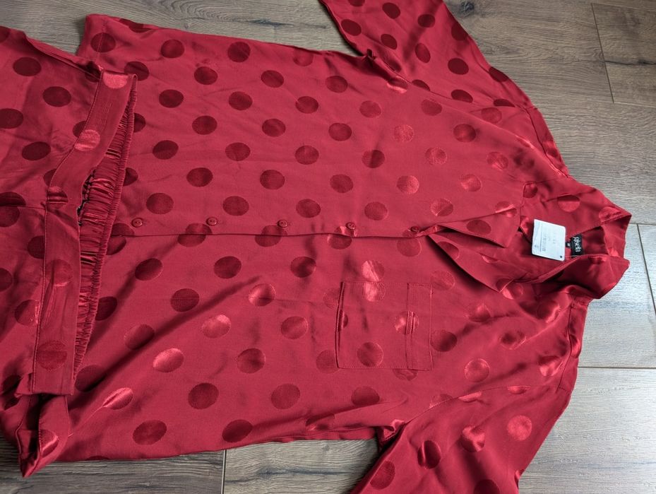 Pijama Dama material similar matase marimea M