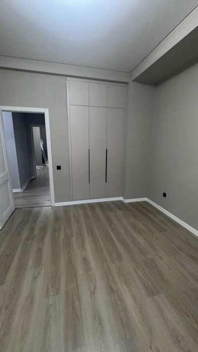 трехкомнатная  квартира