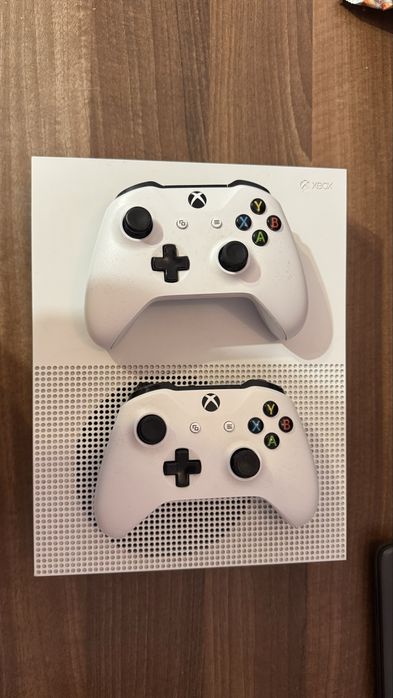 Xbox one S - 1 TB