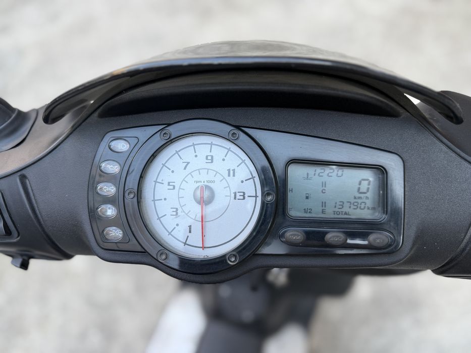 Piaggio NRG Power скутер