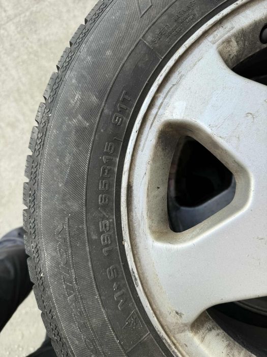 Комплект джанти + зимни гуми за Opel Zafira